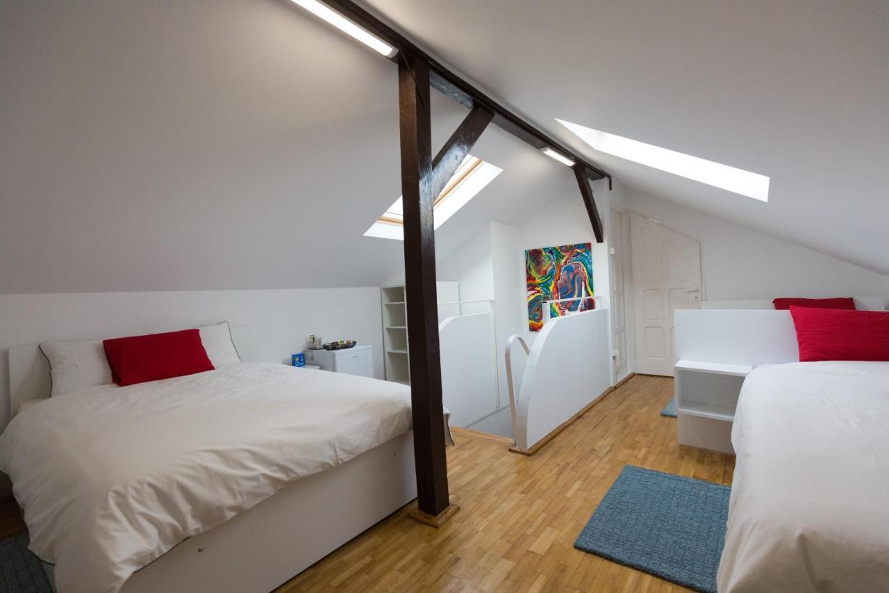 Casa Ris Hotell Târgu Jiu Eksteriør bilde