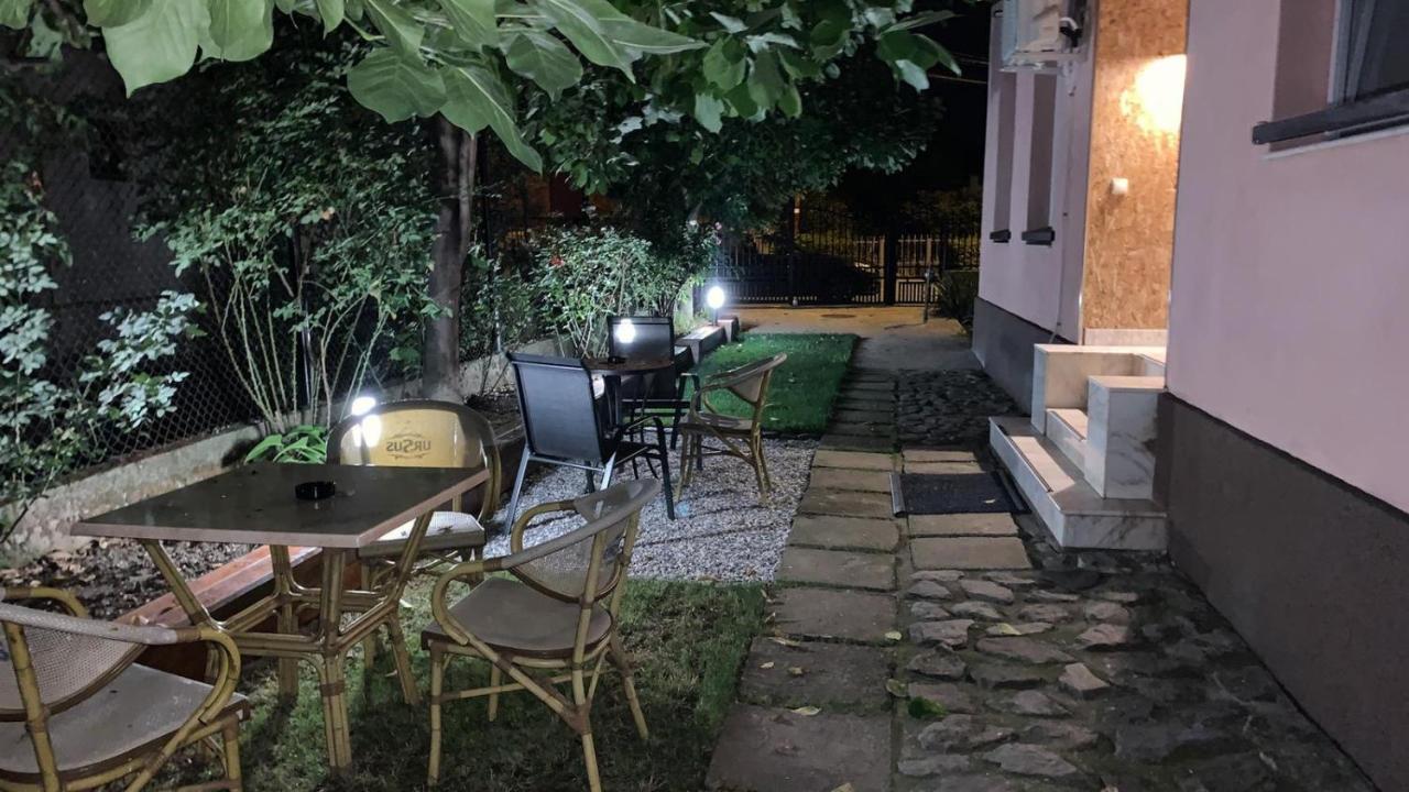 Casa Ris Hotell Târgu Jiu Eksteriør bilde